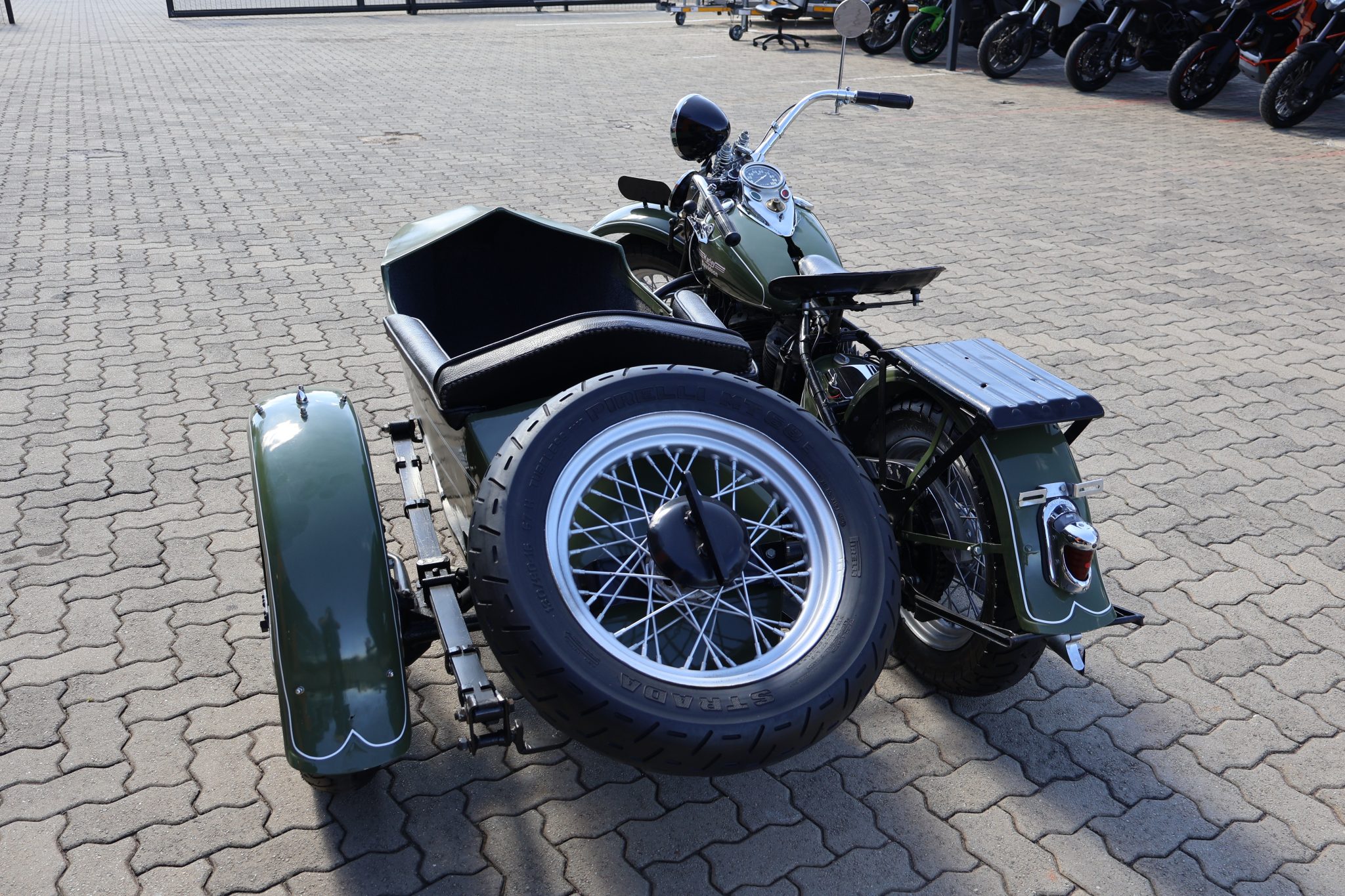 1941 Harley-Davidson 1012