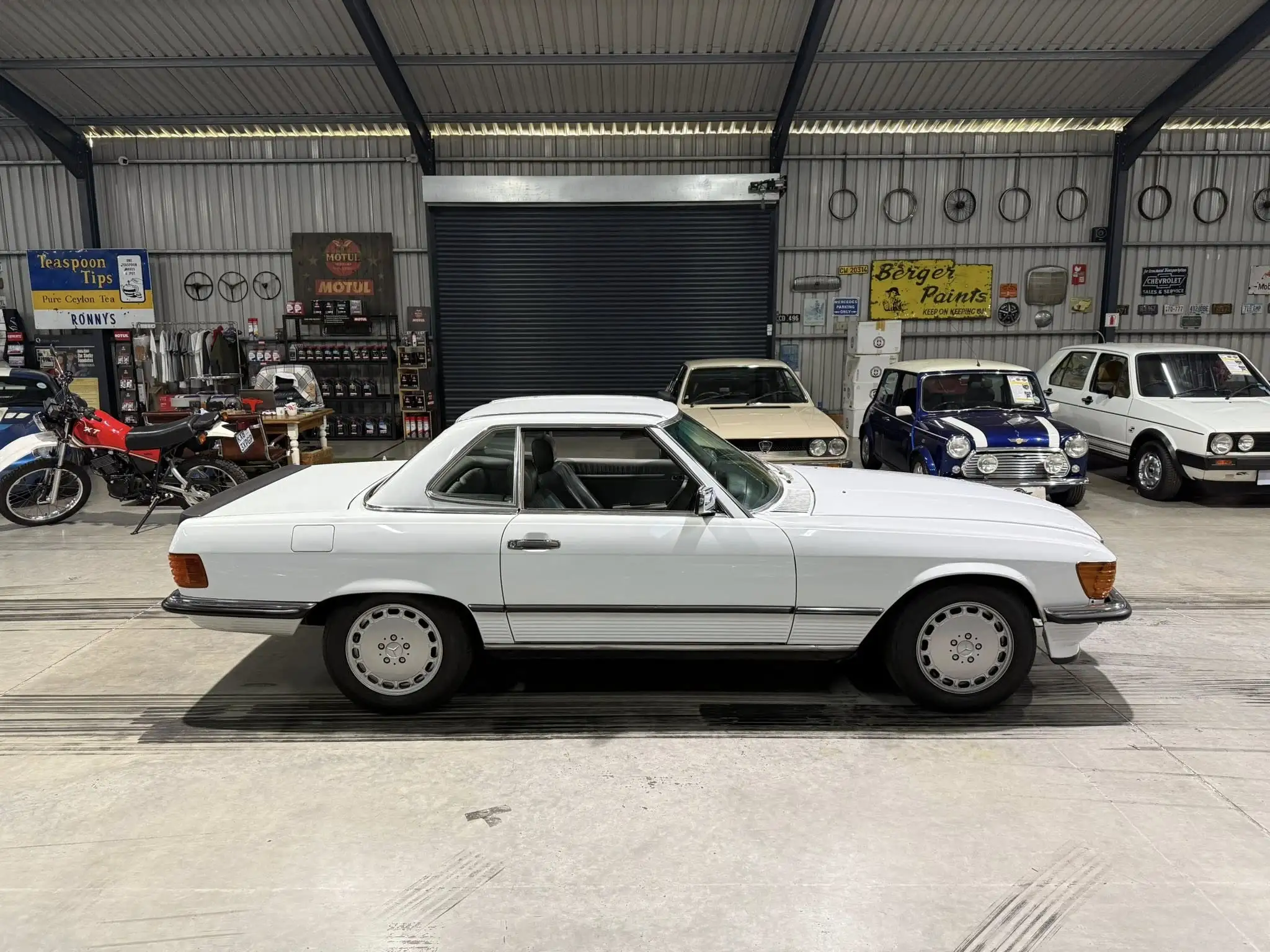 1989 Mercedes-Benz R107 500SL – Late Model Facelift