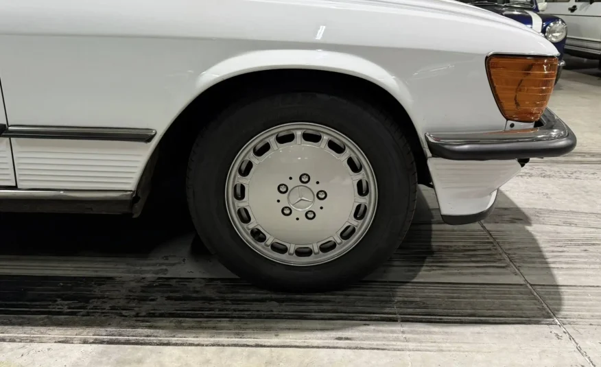 1989 Mercedes-Benz R107 500SL – Late Model Facelift