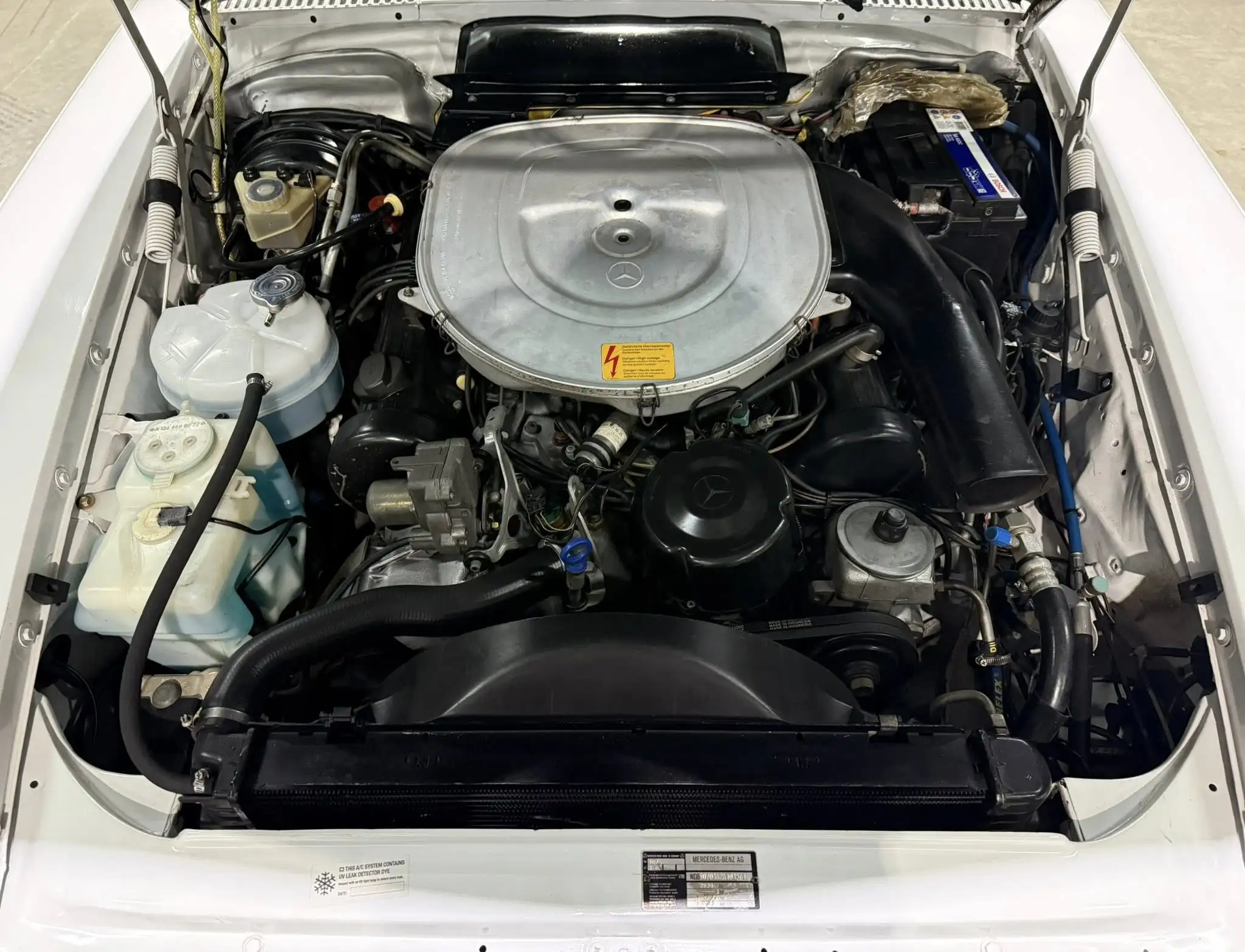 1989 Mercedes-Benz R107 500SL – Late Model Facelift