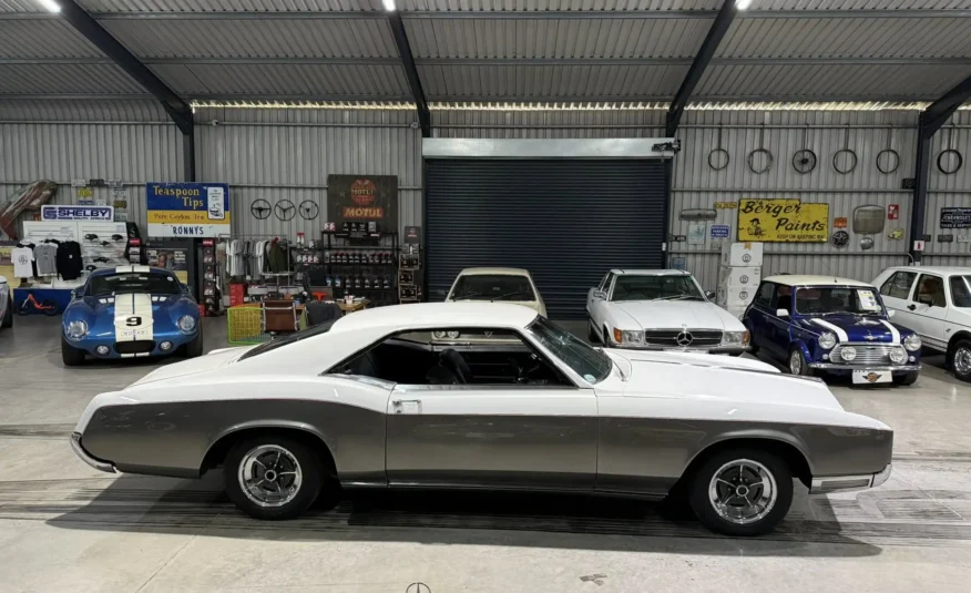 1967 Buick Riviera 430 – Big Block Wildcat