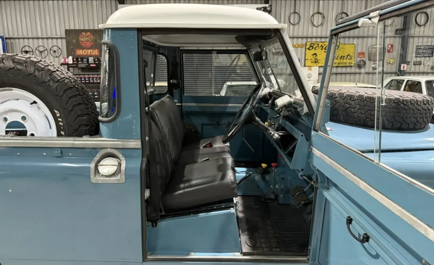 1974 Land Rover LWB Pickup