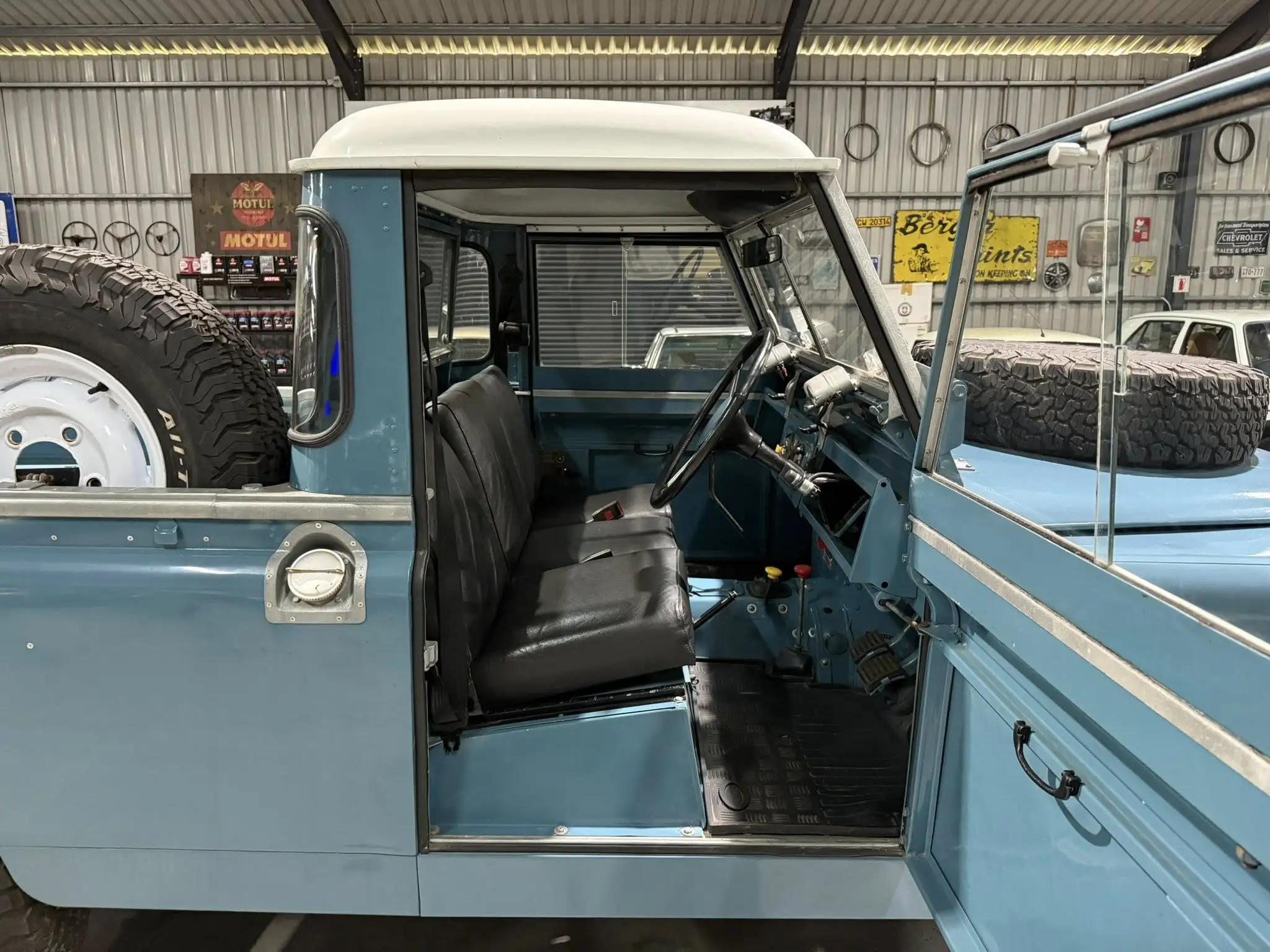 1974 Land Rover LWB Pickup