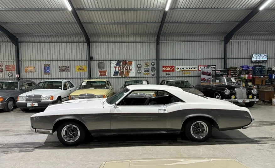 1967 Buick Riviera 430 – Big Block Wildcat