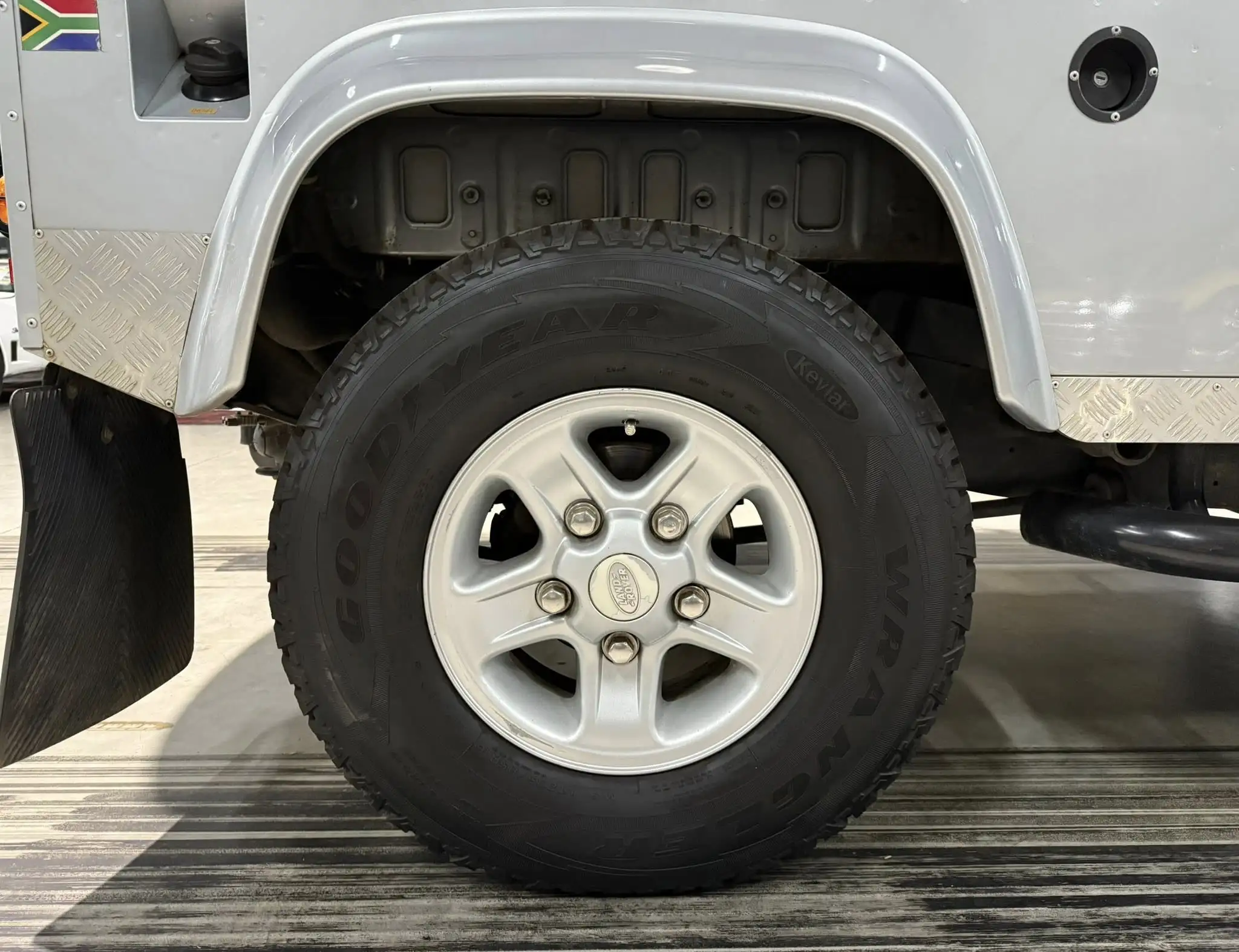 2008 Land Rover Defender 90 – 2.4D Puma
