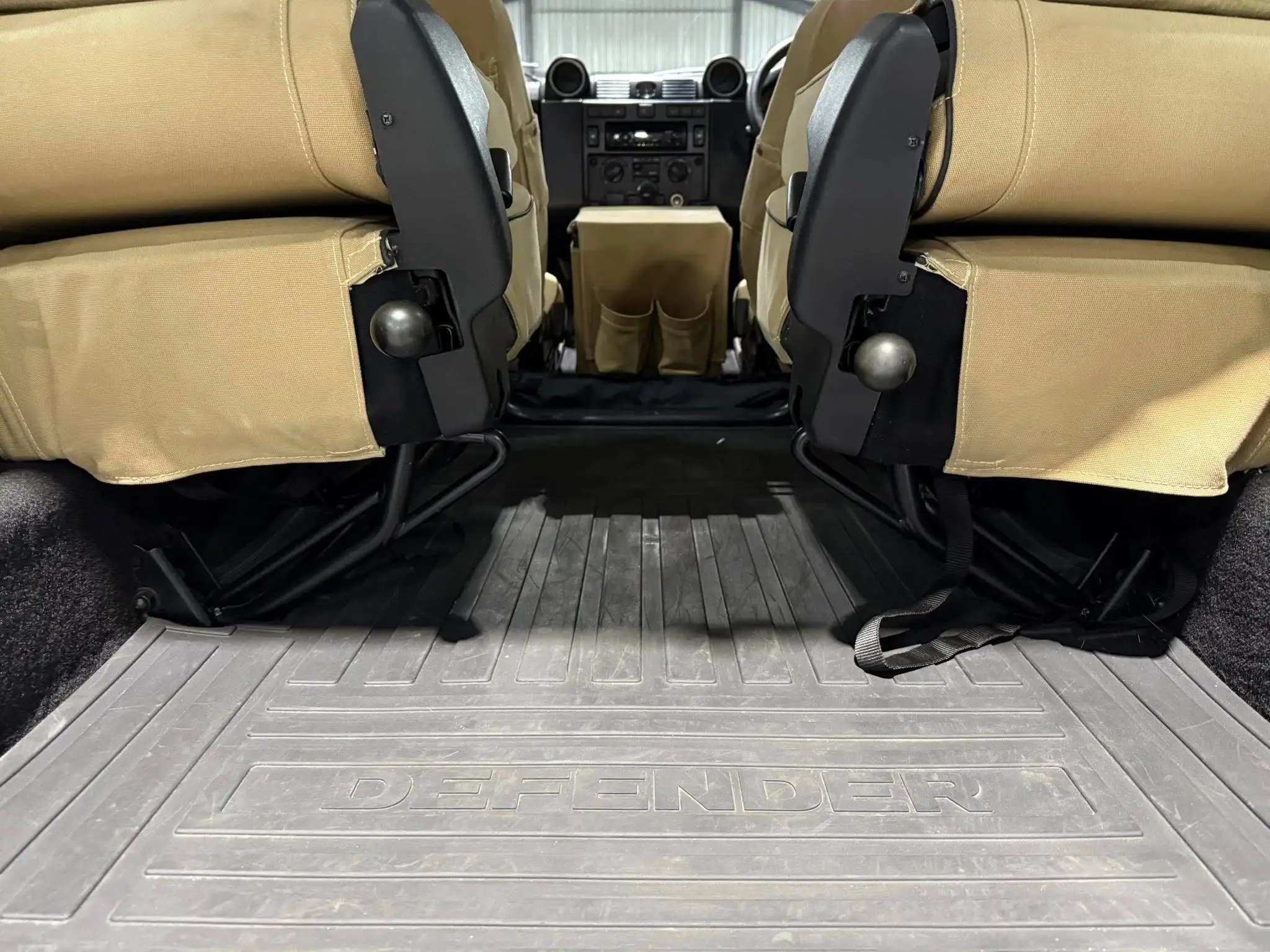 2008 Land Rover Defender 90 – 2.4D Puma