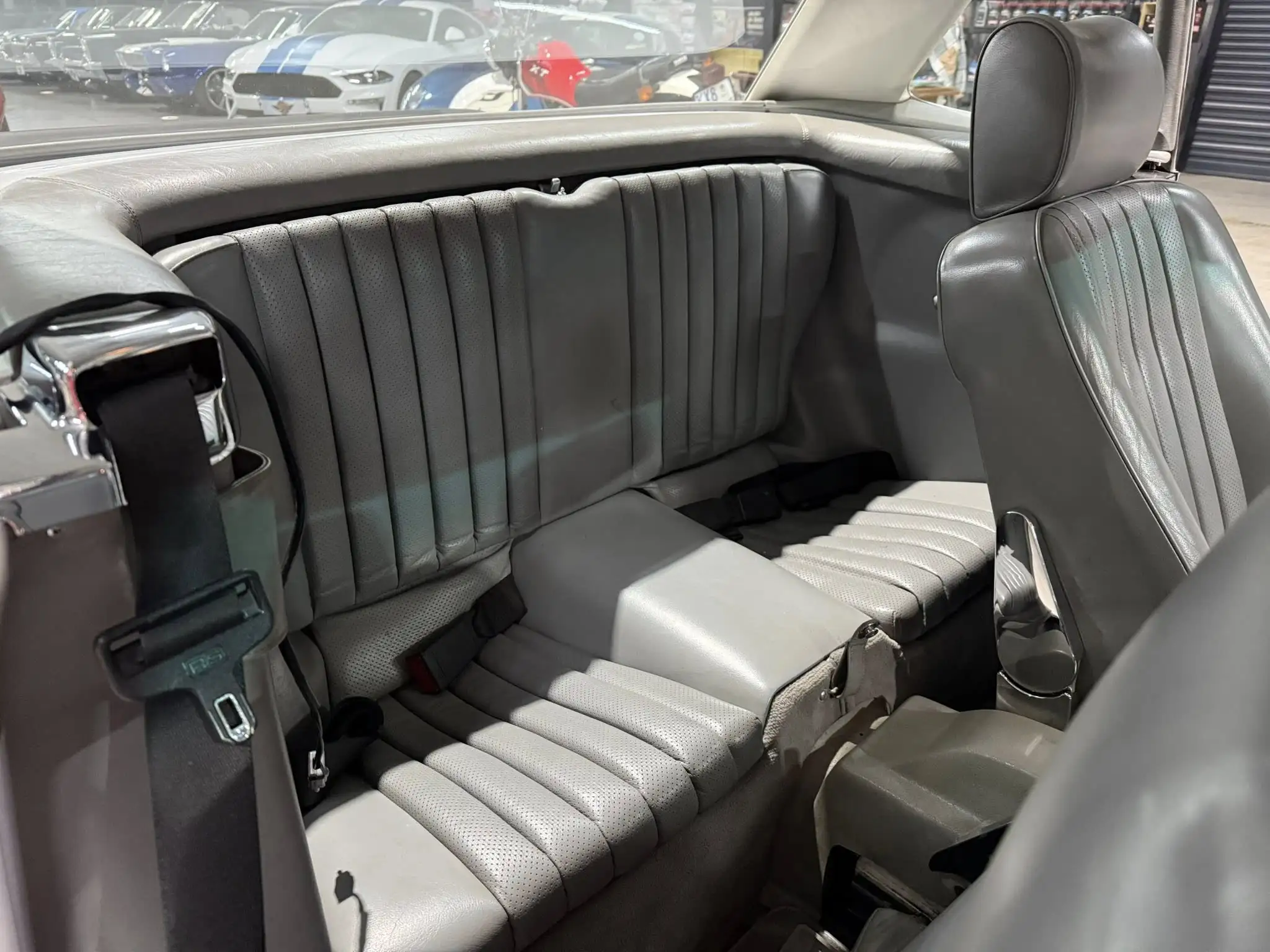 1989 Mercedes-Benz R107 500SL – Late Model Facelift