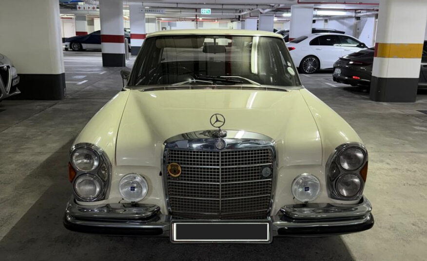 1970 Mercedes-Benz 280SE W108