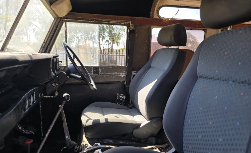 1976 Land Rover Troopy