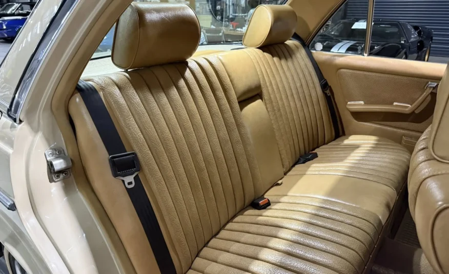 1981 Mercedes-Benz W123 300D Automatic