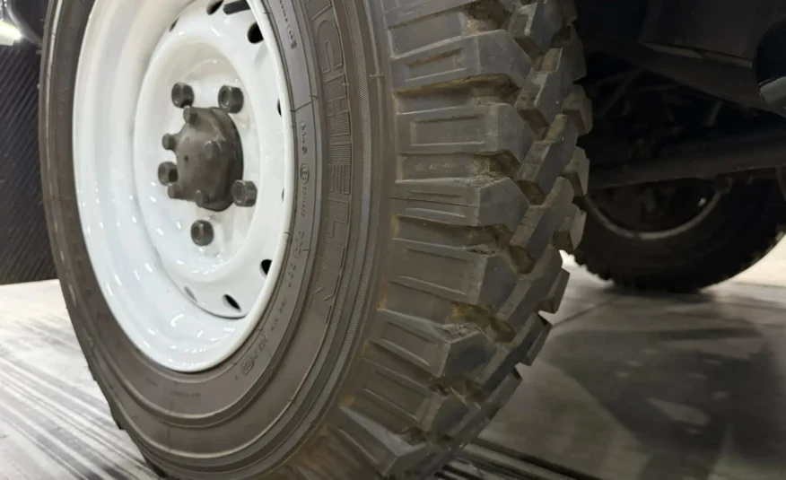 2000 Land Rover Defender 90 TD5