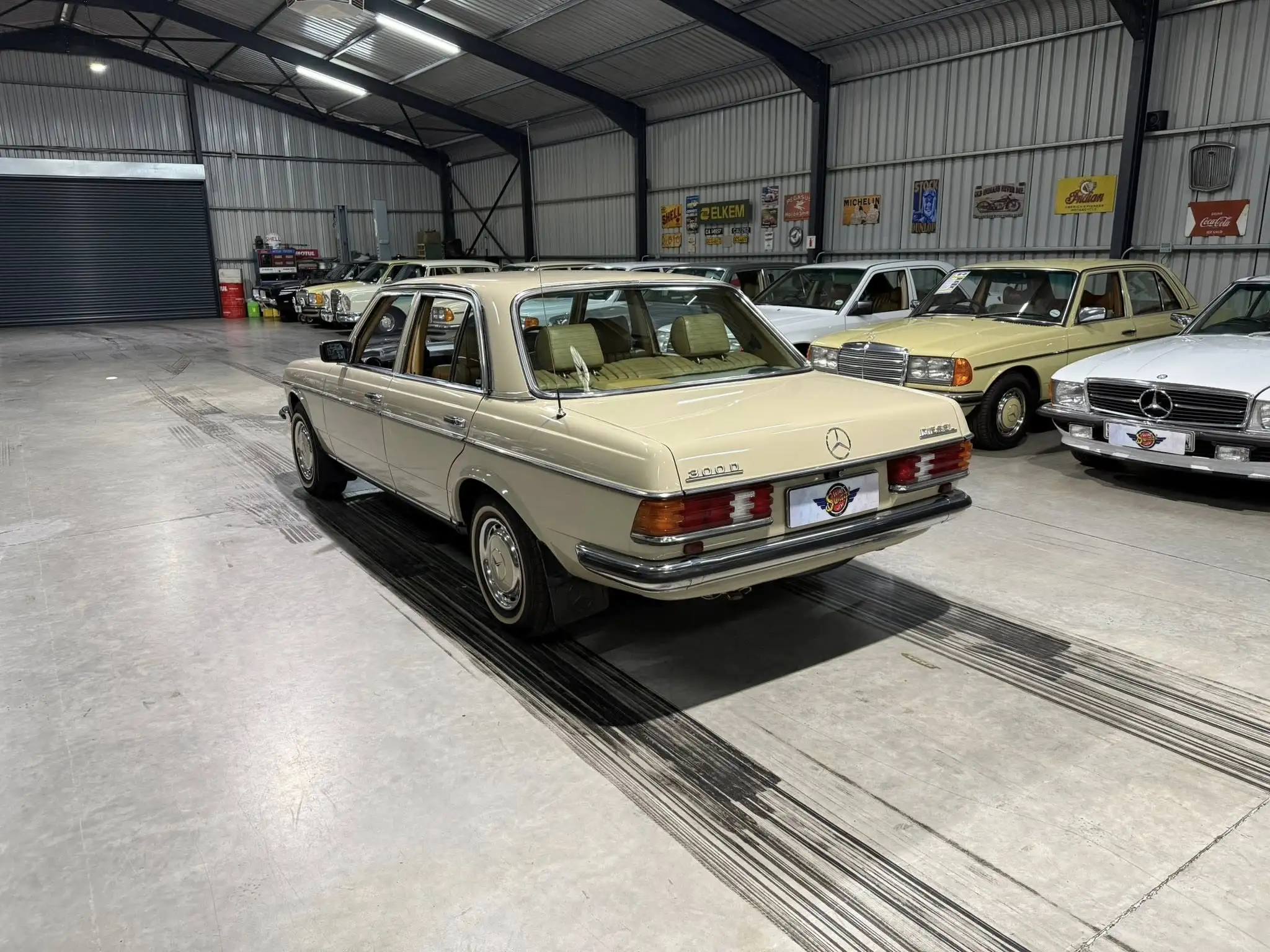1981 Mercedes-Benz W123 300D Automatic