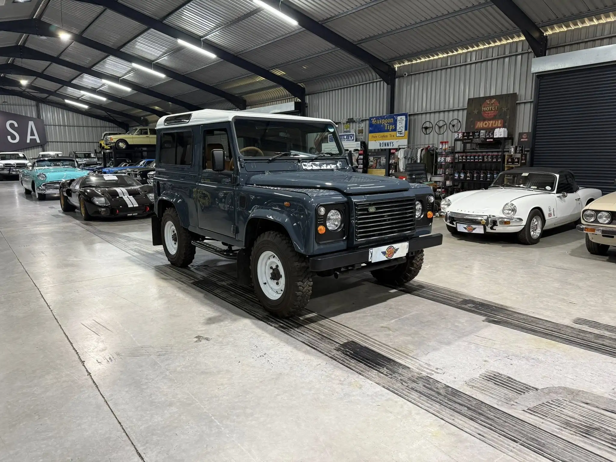 2000 Land Rover Defender 90 TD5