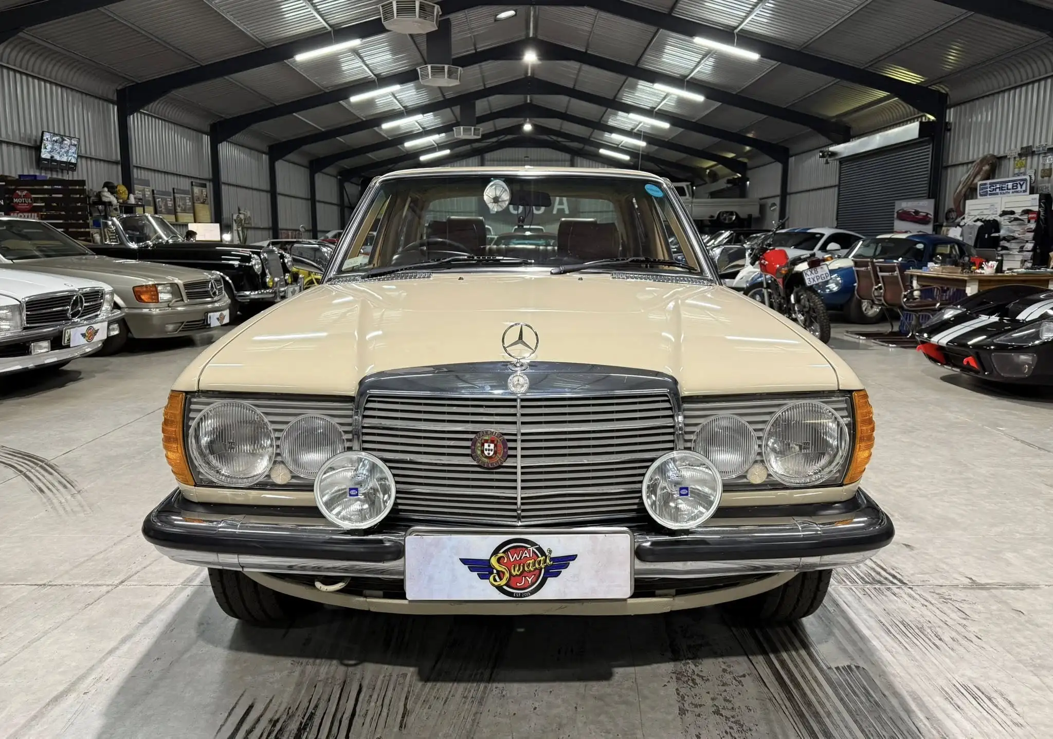 1981 Mercedes-Benz W123 300D Automatic