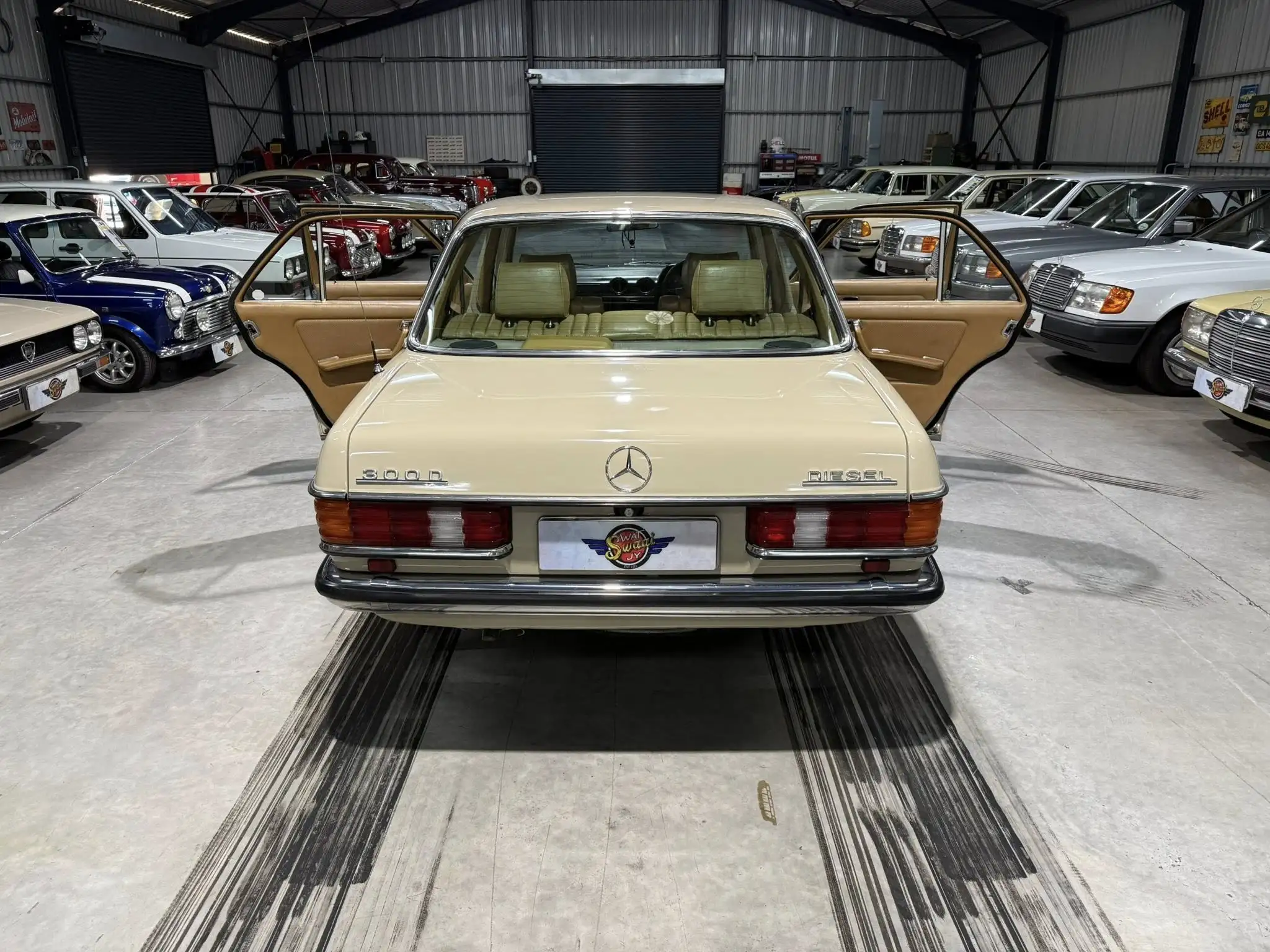 1981 Mercedes-Benz W123 300D Automatic