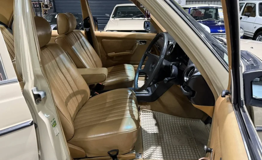 1981 Mercedes-Benz W123 300D Automatic