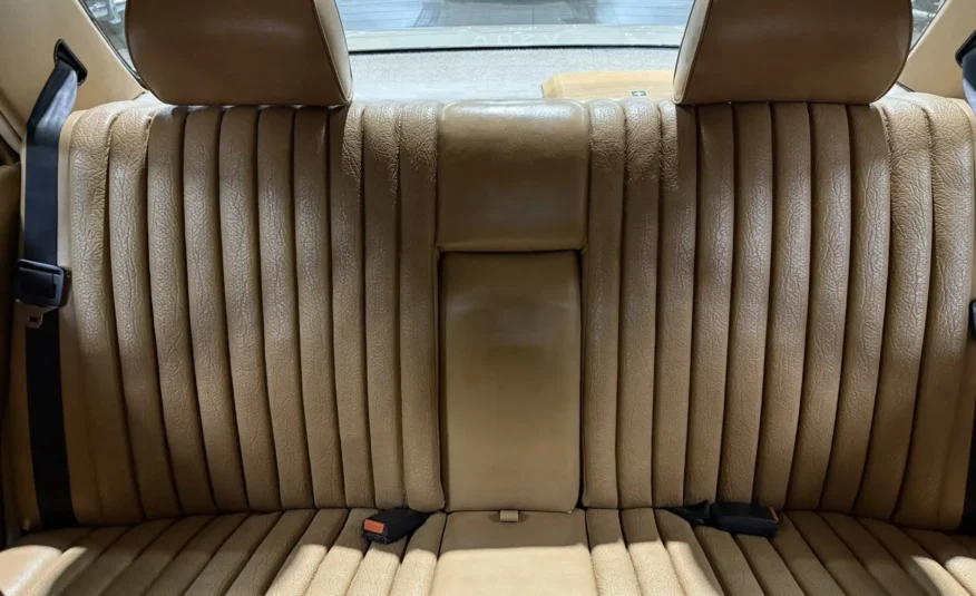 1981 Mercedes-Benz W123 300D Automatic