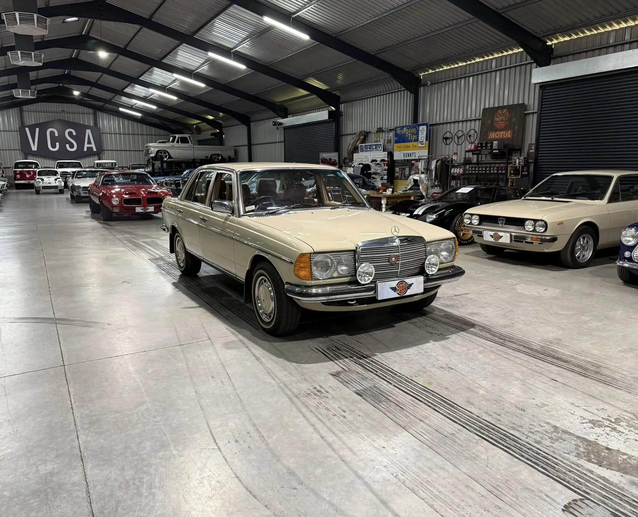 1981 Mercedes-Benz W123 300D Automatic
