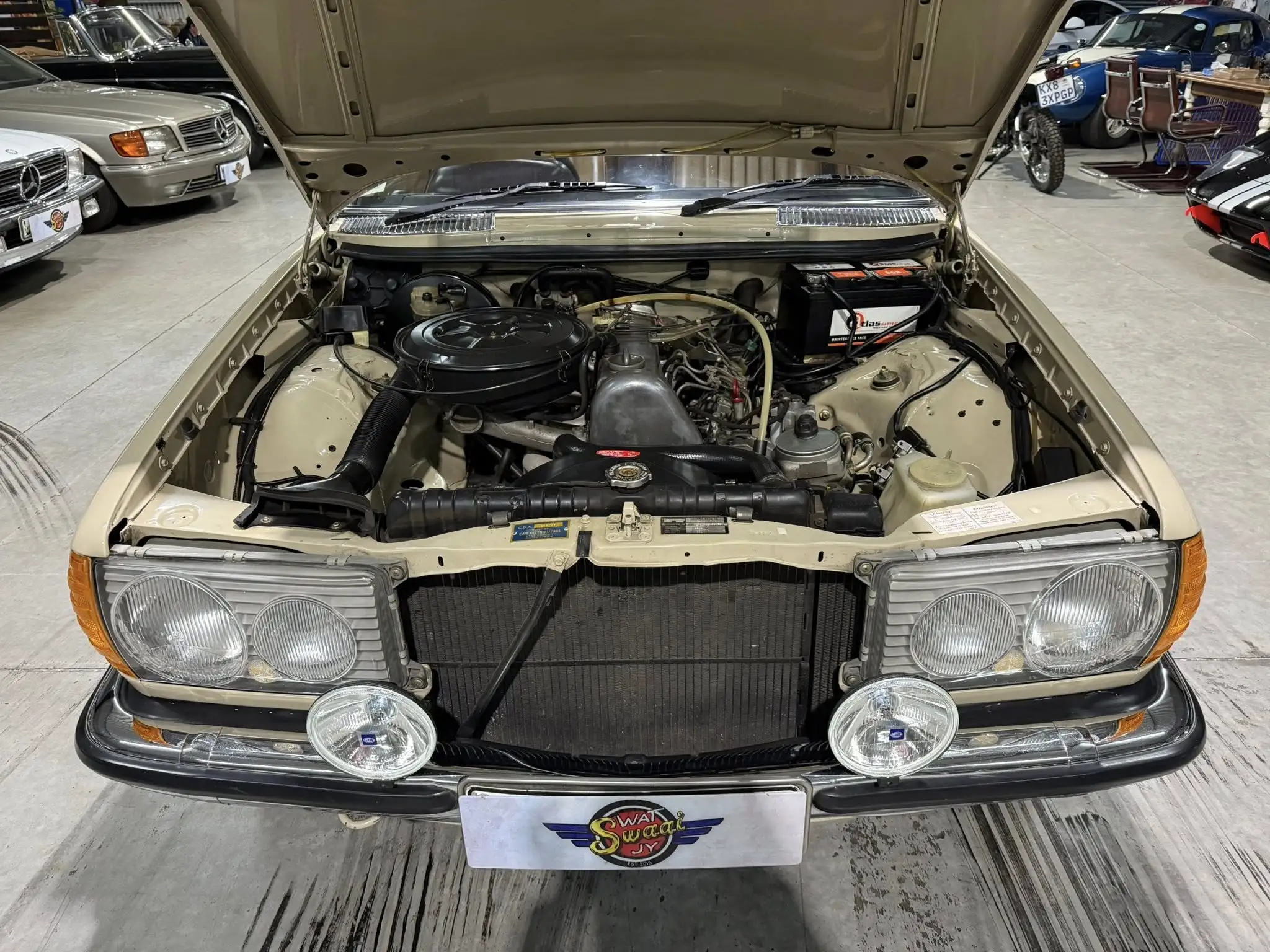1981 Mercedes-Benz W123 300D Automatic