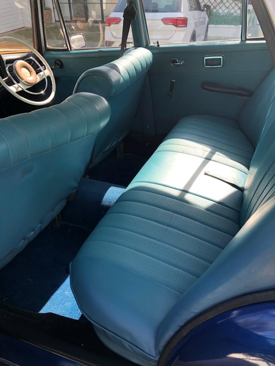 1967 Mercedes-Benz 230S Fintail