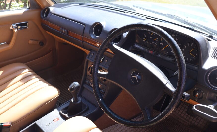 1983 Mercedes Benz 300D