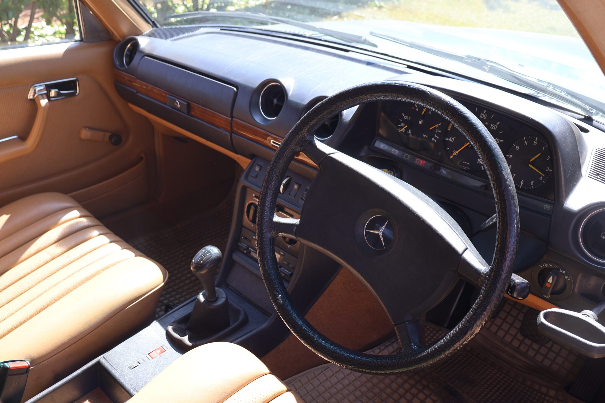 1983 Mercedes Benz 300D