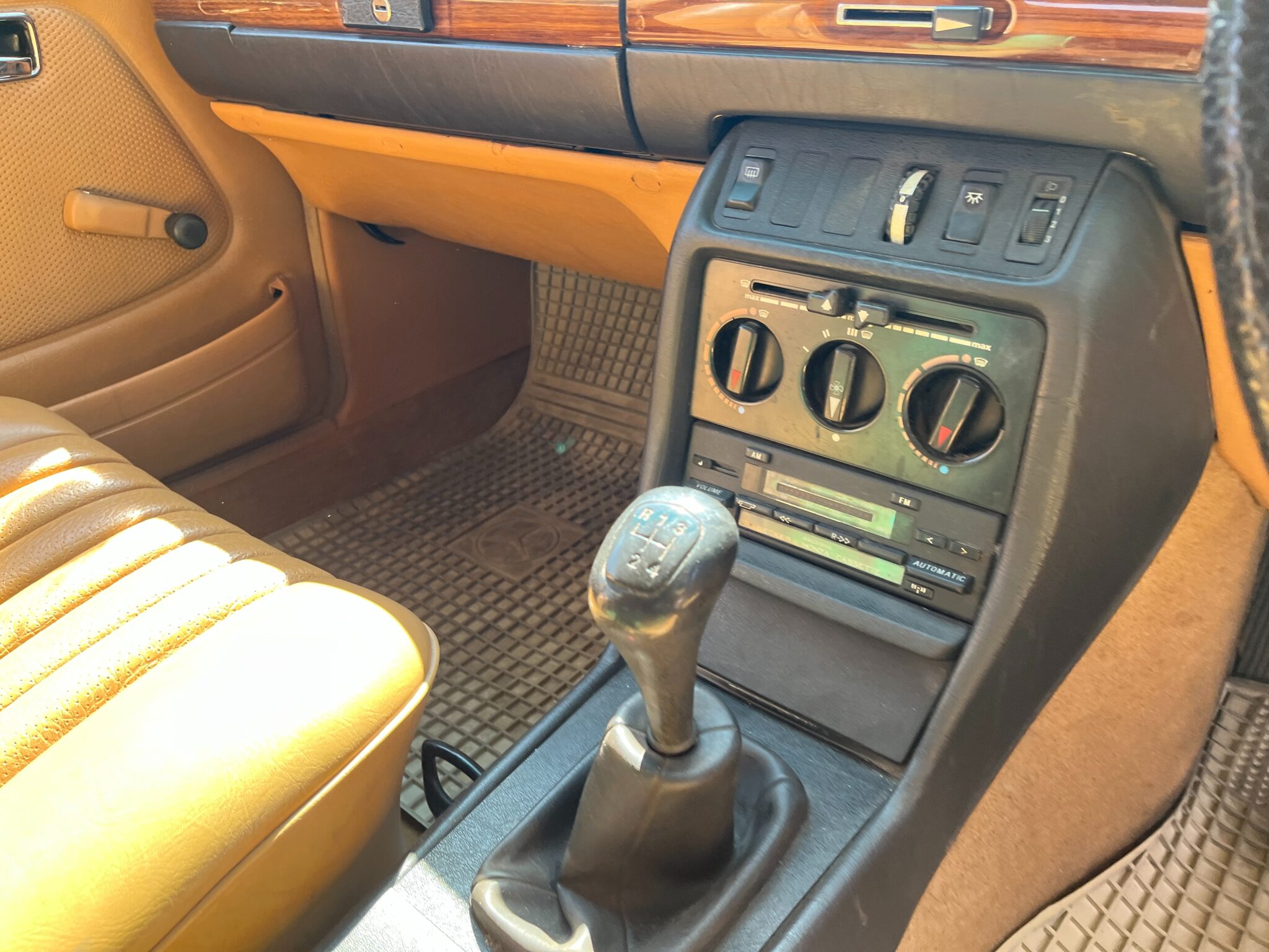 1983 Mercedes Benz 300D