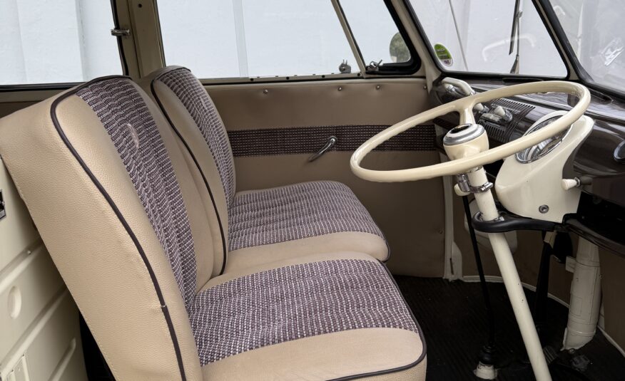 1976 Volkswagen Splitwindow Kombi