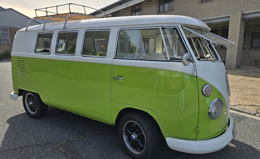 1964 Volkswagen Splitwindow Kombi [T2]