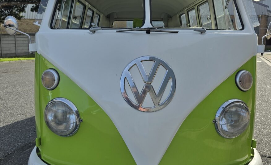 1964 Volkswagen Splitwindow Kombi [T2]