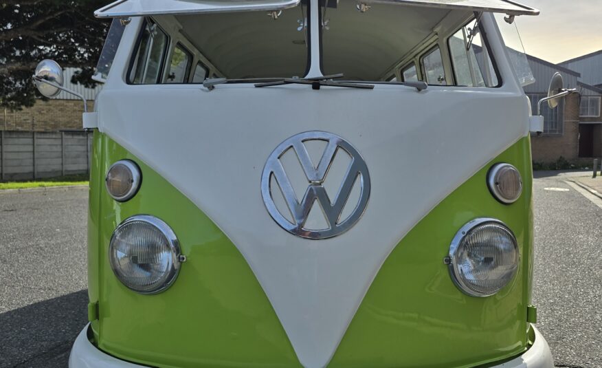 1964 Volkswagen Splitwindow Kombi [T2]