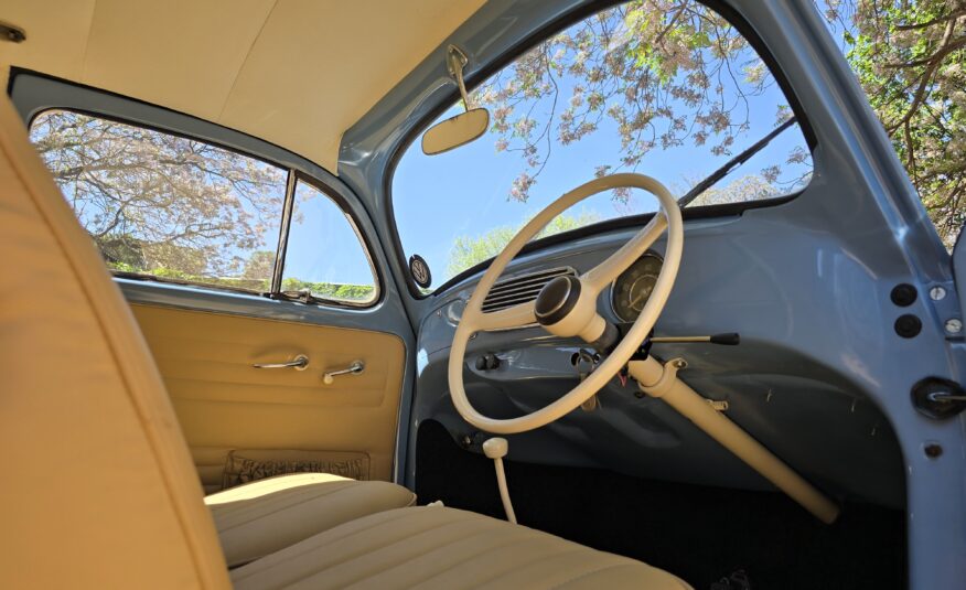 1956 Volkswagen Oval window beetle