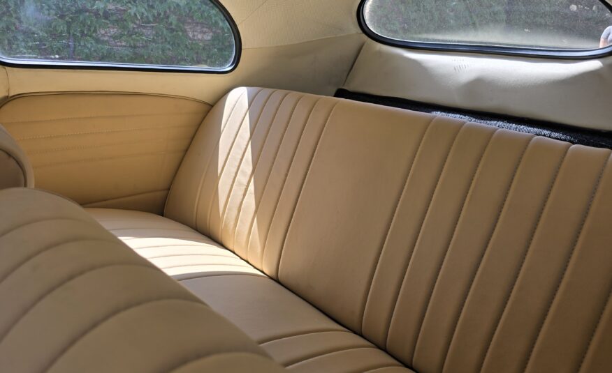 1956 Volkswagen Oval window beetle