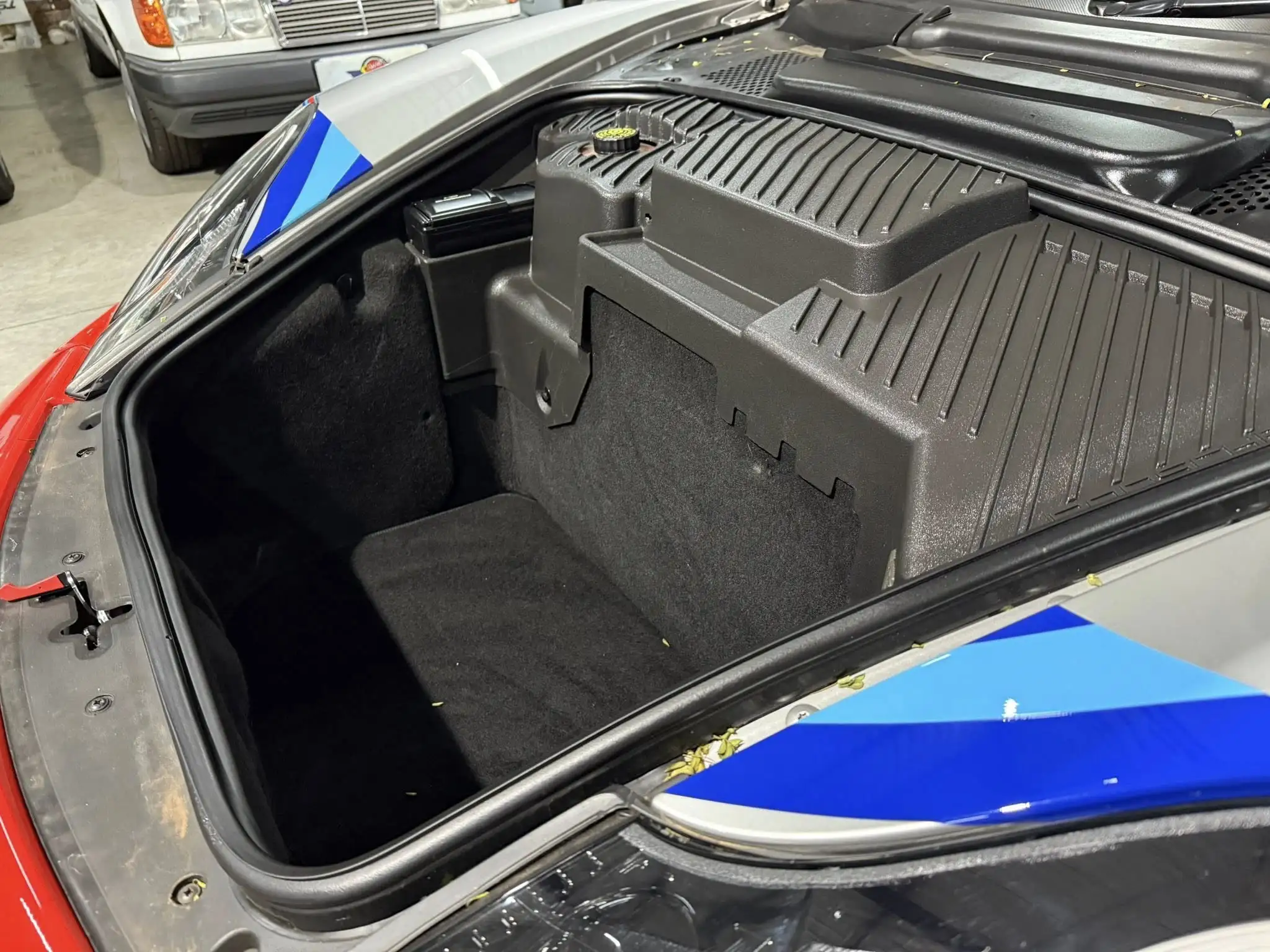 2003 Porsche 996 Carrera 4S – Safari Projek Build