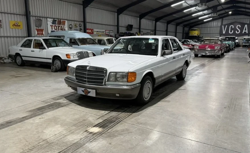 1989 Mercedes-Benz W126 300SE Automatic