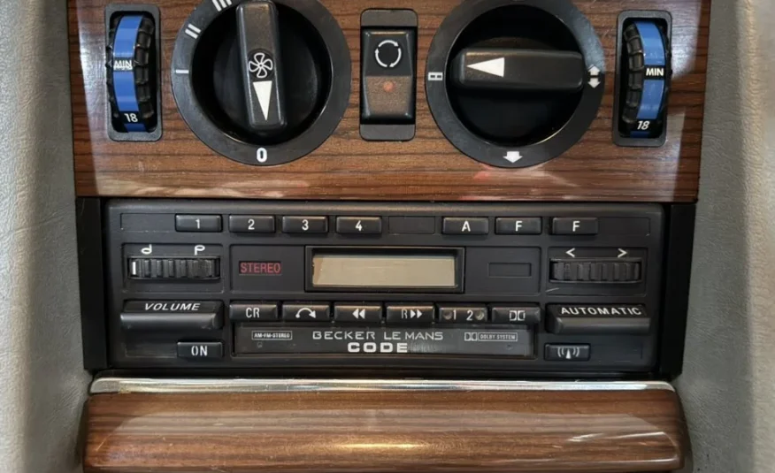 1989 Mercedes-Benz W126 300SE Automatic