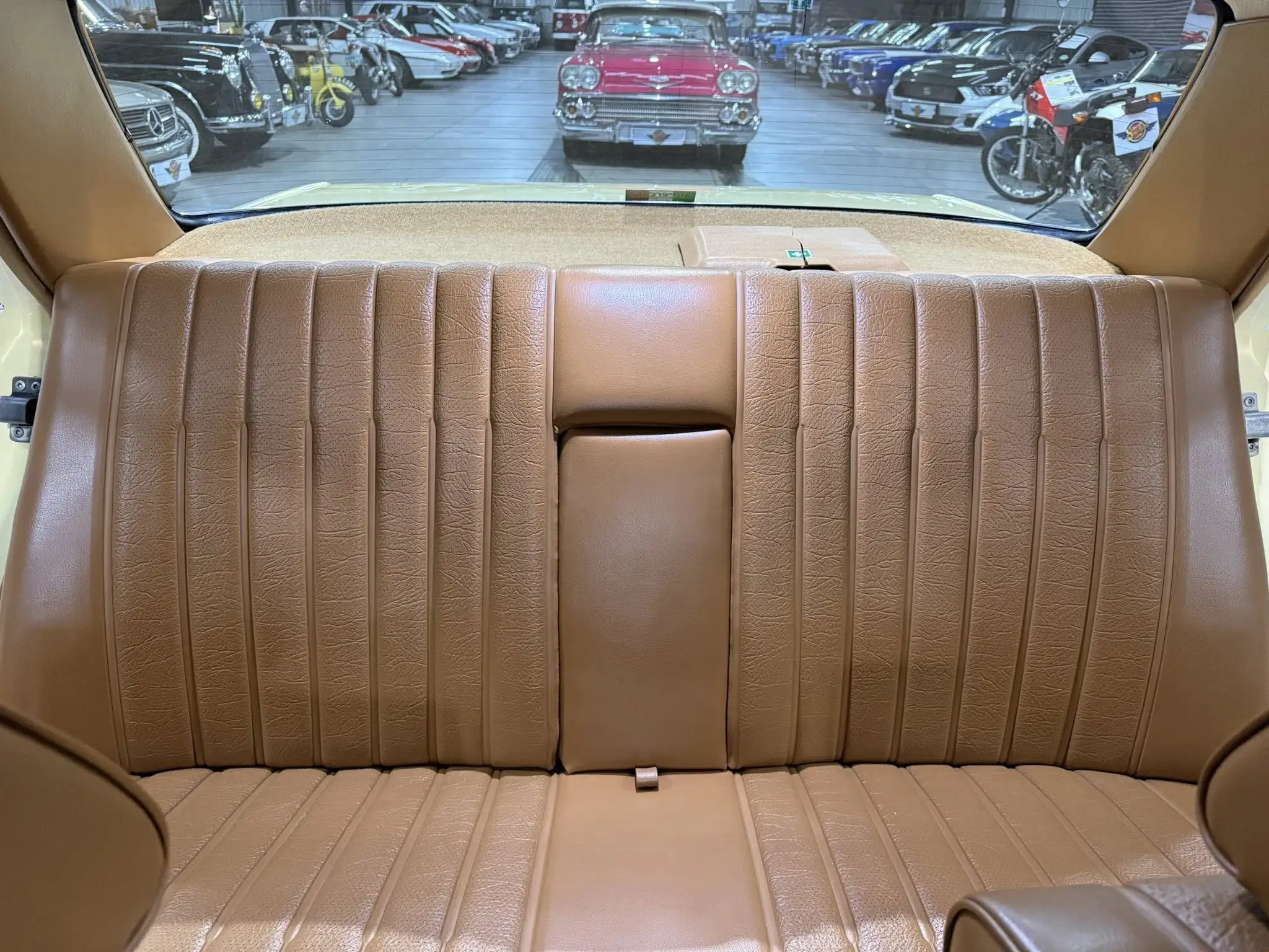 1979 Mercedes-Benz W123 250