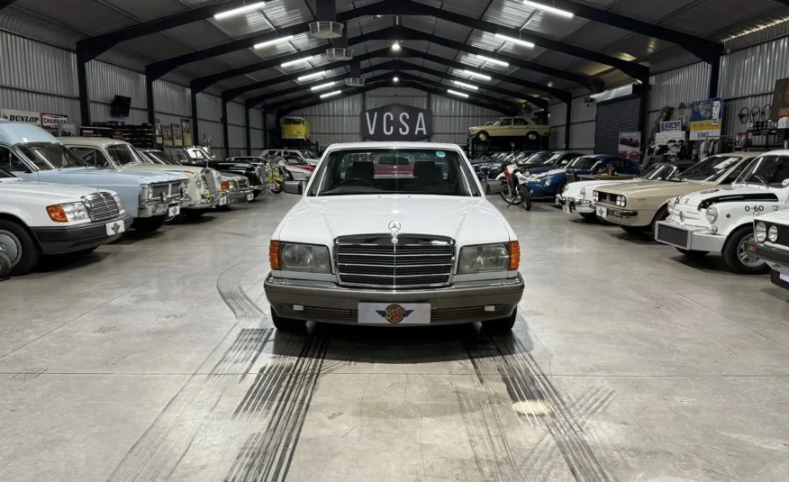 1989 Mercedes-Benz W126 300SE Automatic