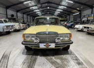 1979 Mercedes-Benz W123 250