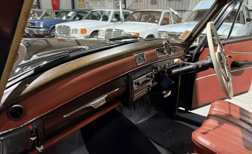 1959 Mercedes-Benz Ponton 219