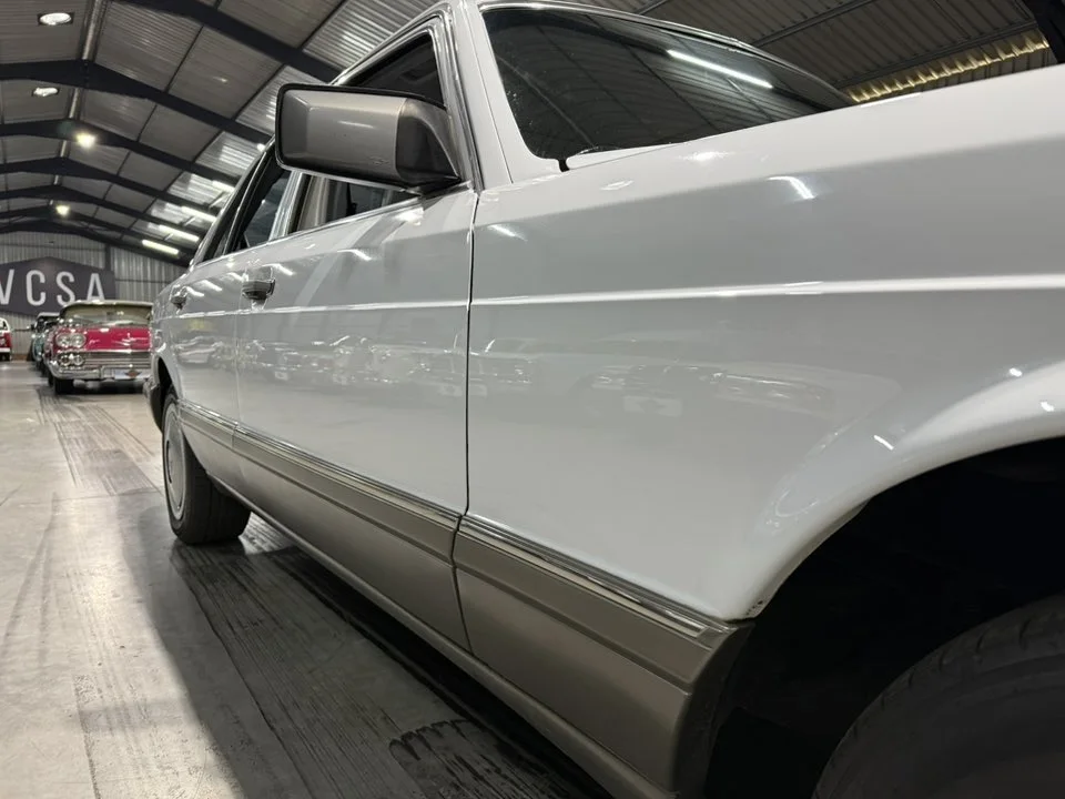 1989 Mercedes-Benz W126 300SE Automatic