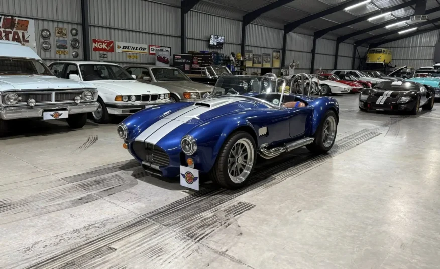 Cobra V8