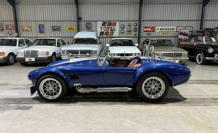 Cobra V8