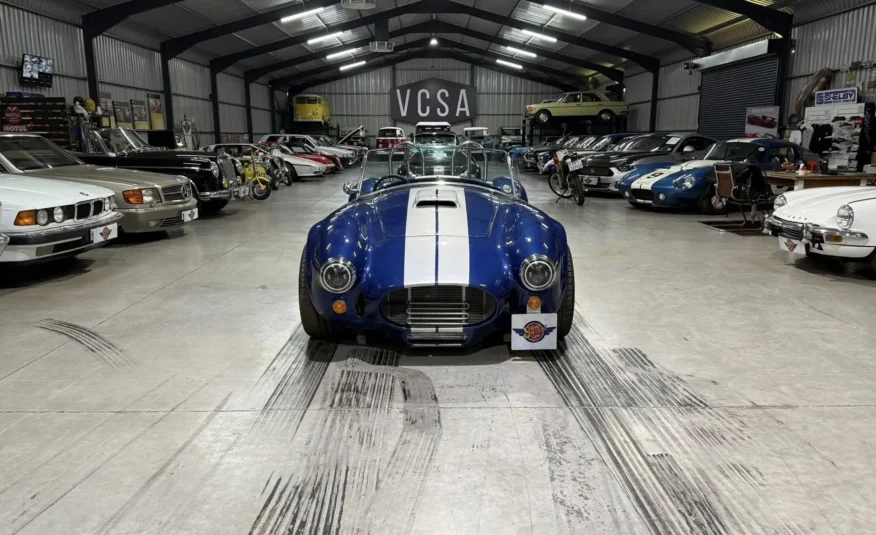 Cobra V8
