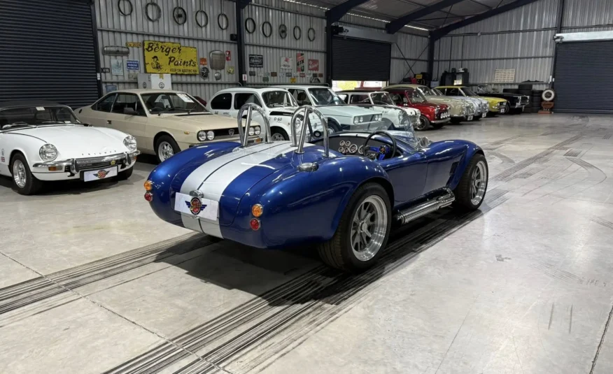 Cobra V8