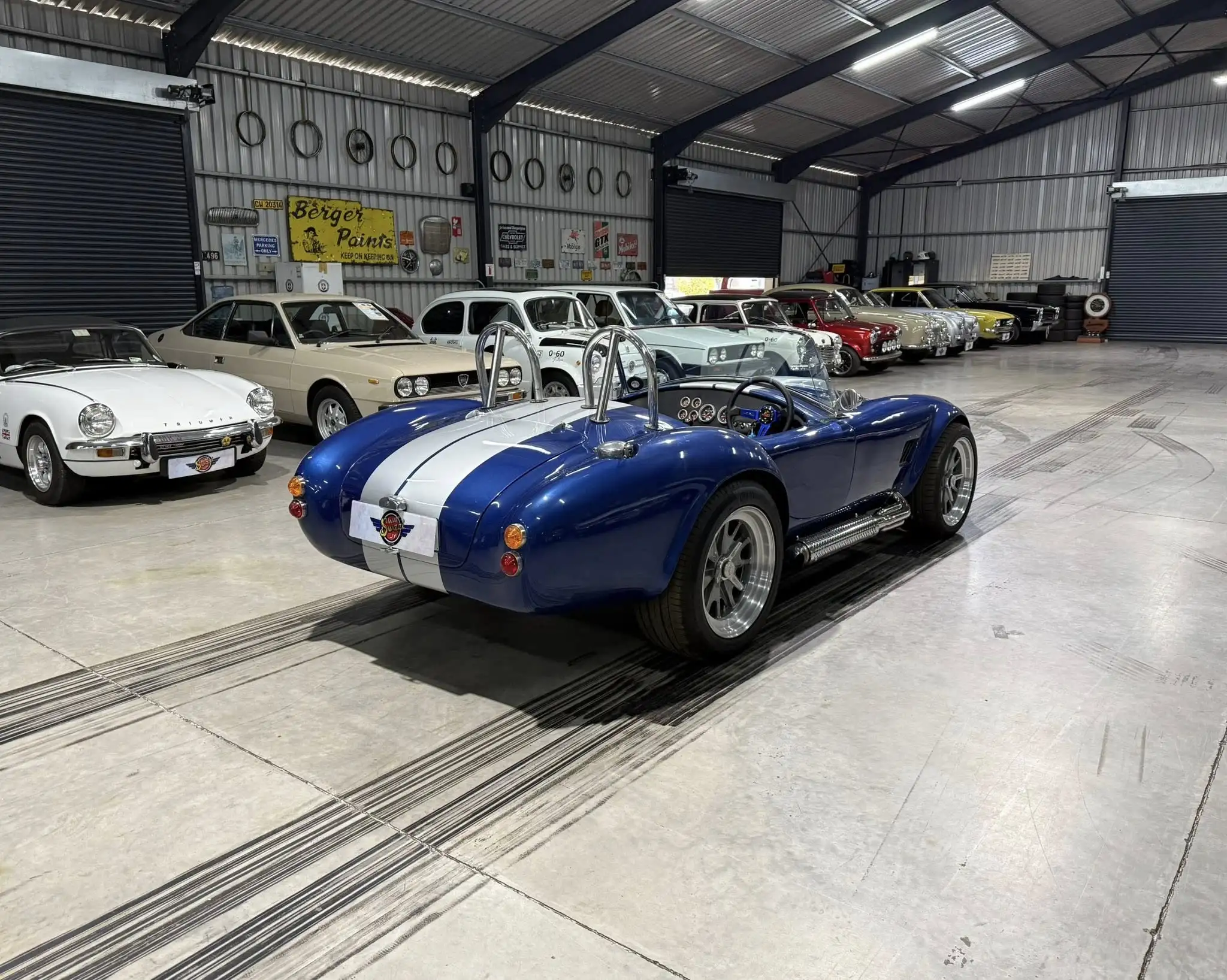 Cobra V8