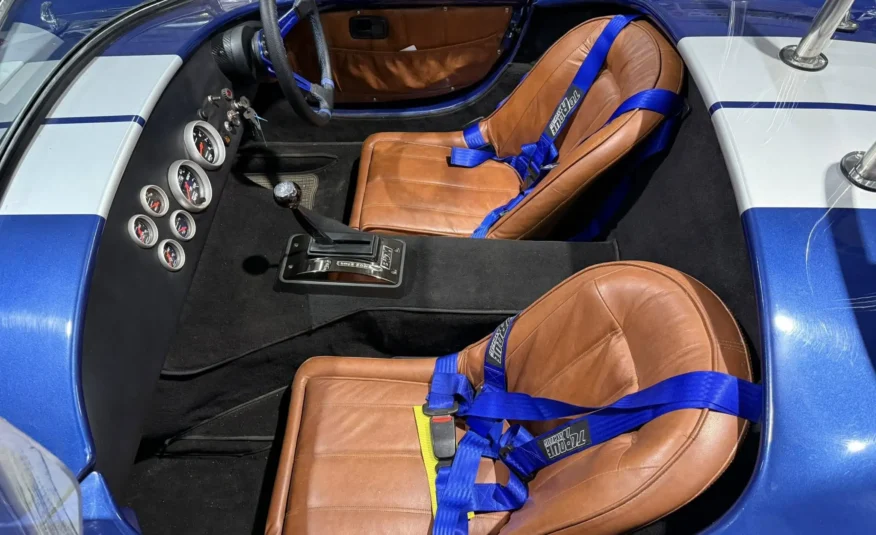 Cobra V8