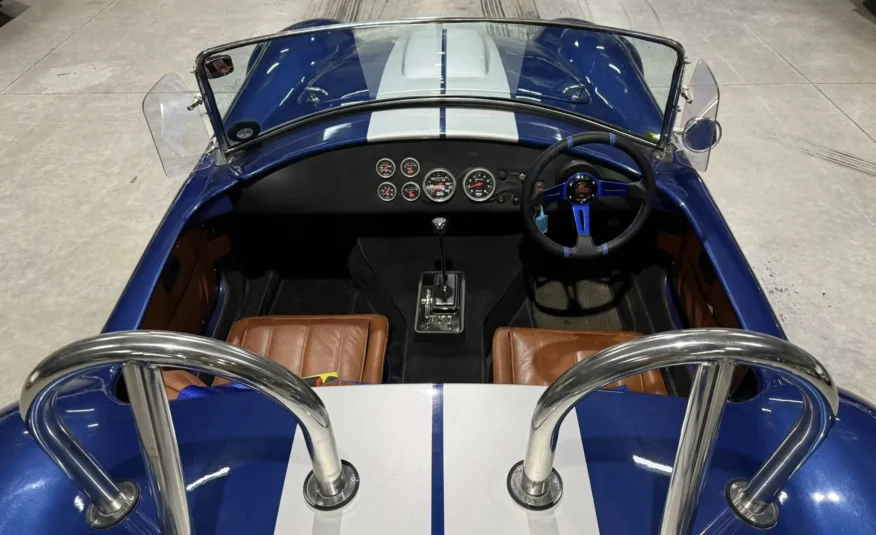 Cobra V8