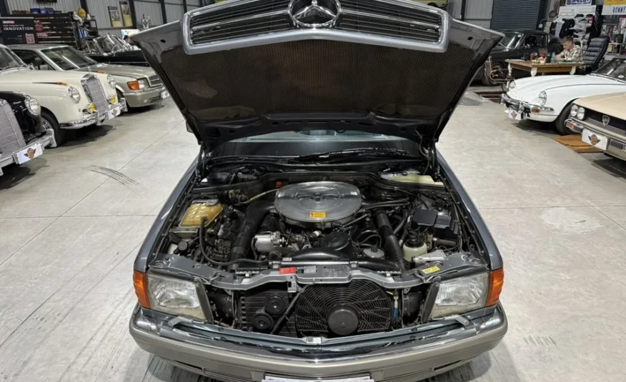 1991 Mercedes-Benz W126 560SEC