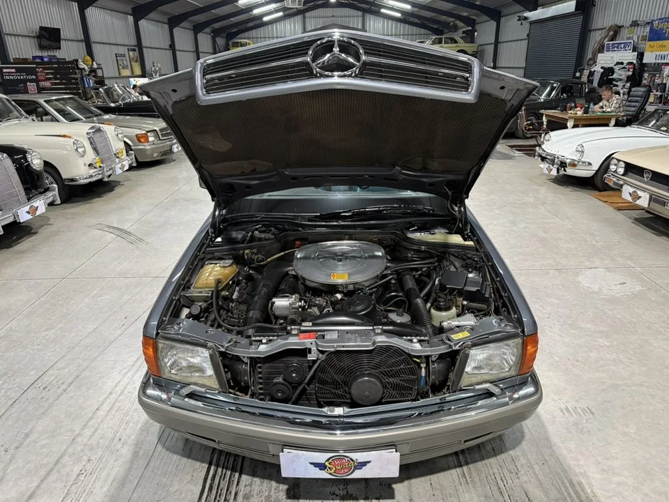 1991 Mercedes-Benz W126 560SEC